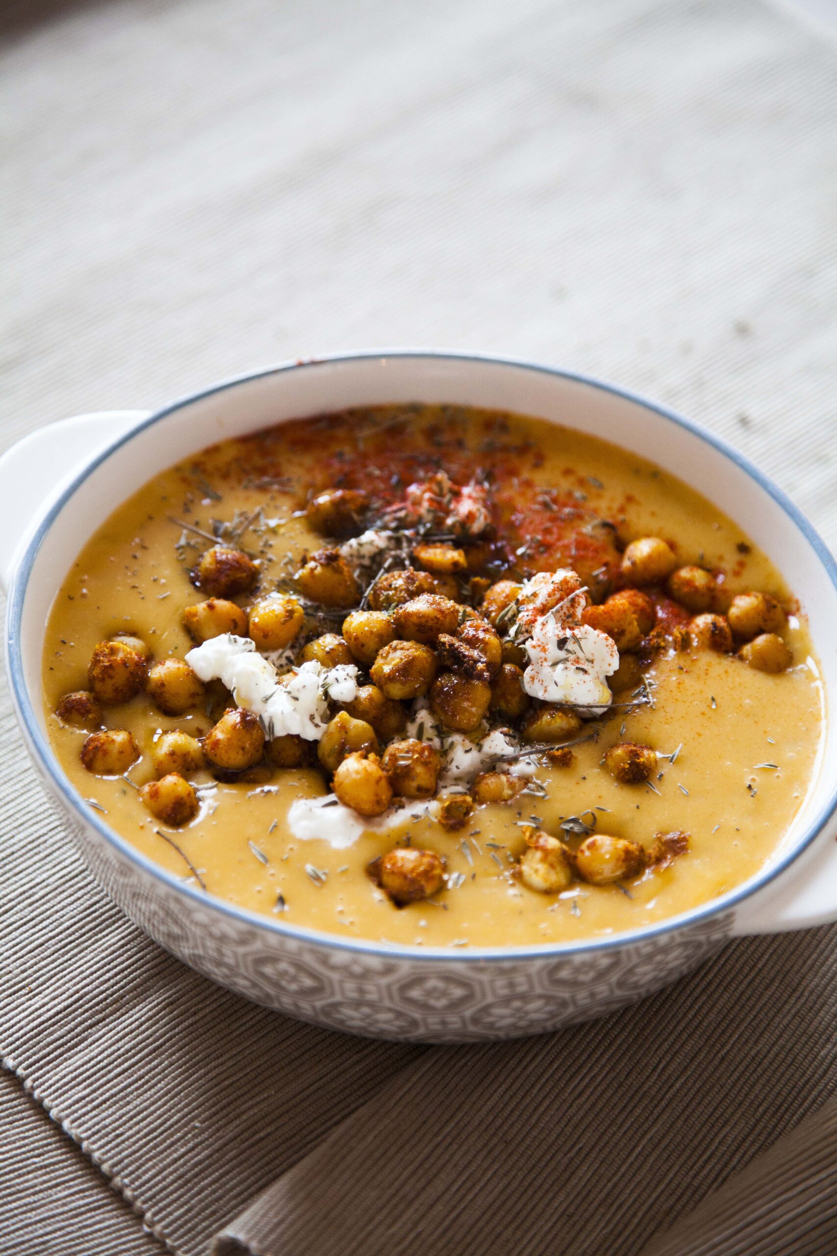 Crema de calabaza con garbanzos